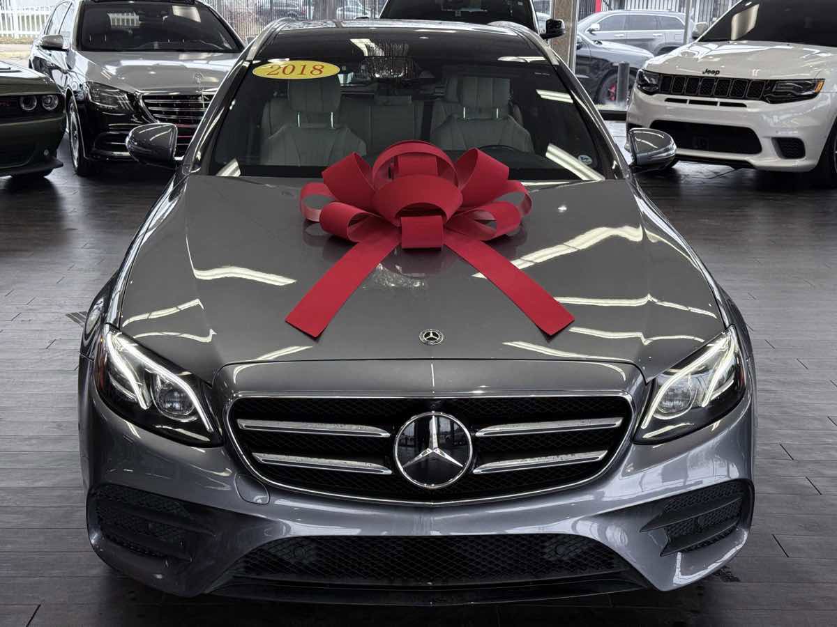 Used 2018 Mercedes-Benz E 400 4MATIC Wagon image 3