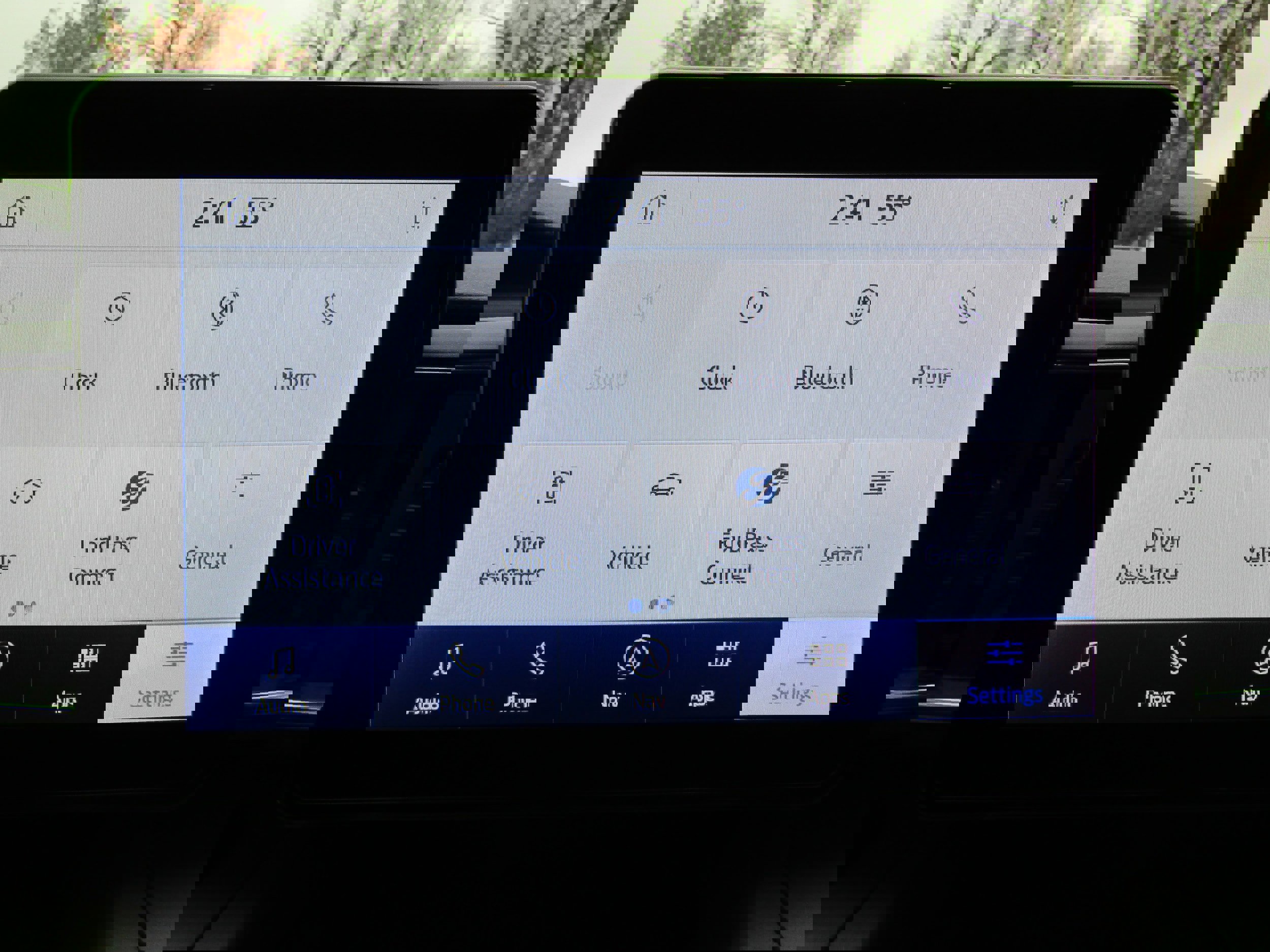 Certified 2023 Ford Explorer XLT w/ Equipment Group 202A image 34