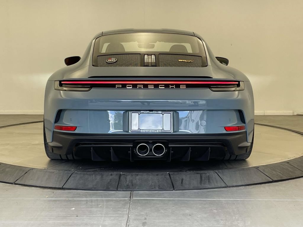 Certified 2024 Porsche 911 GT3 RS RWD image 6