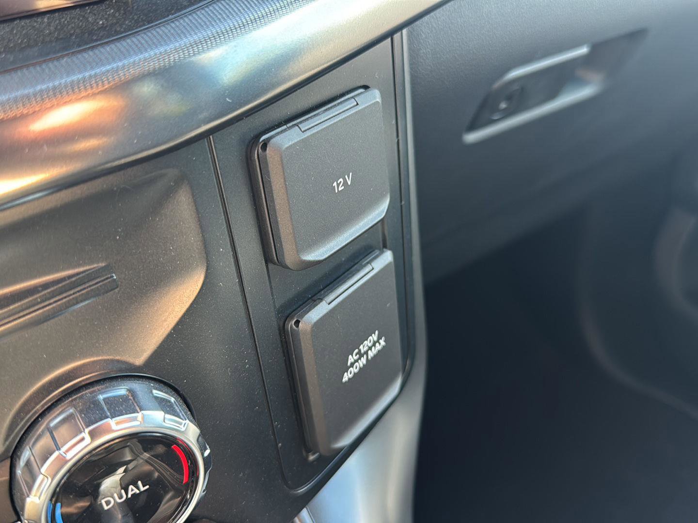 New 2025 Ford F150 Lariat w/ Equipment Group 502A High image 31