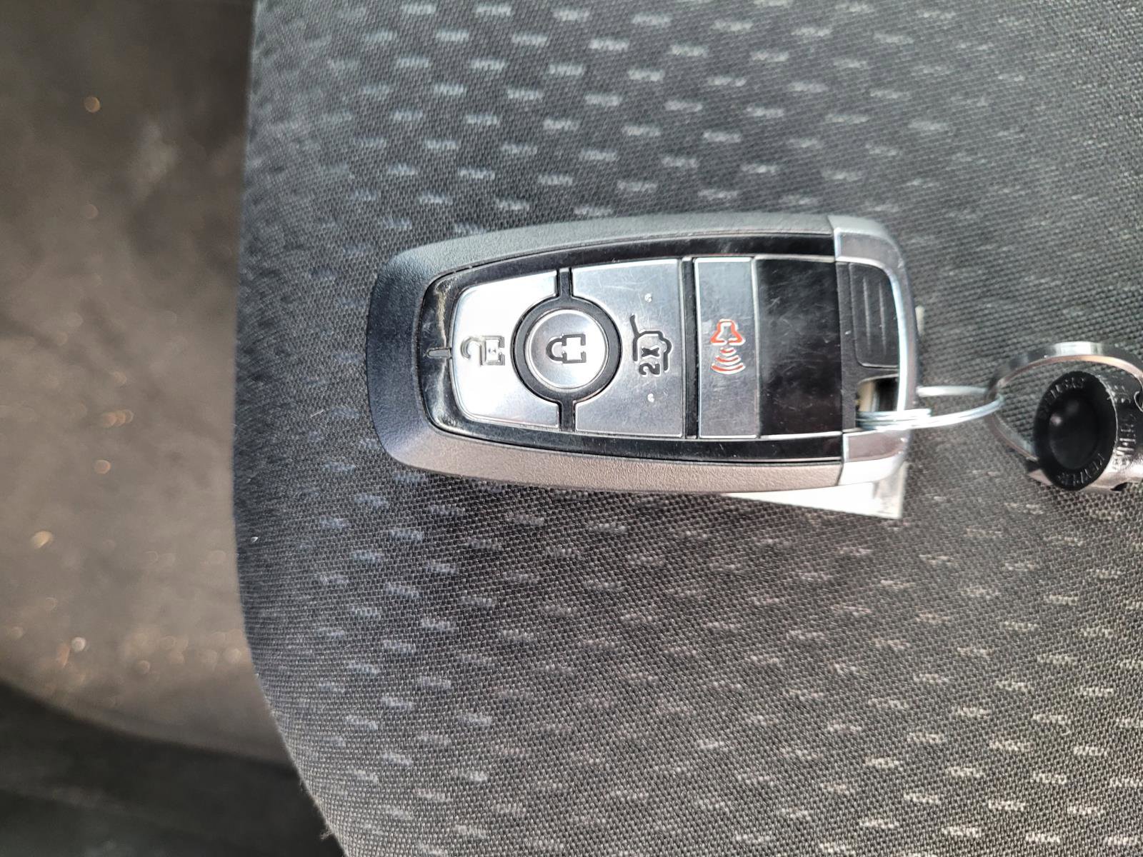 Used 2025 Ford Escape ST-Line AWD/4WD image 28