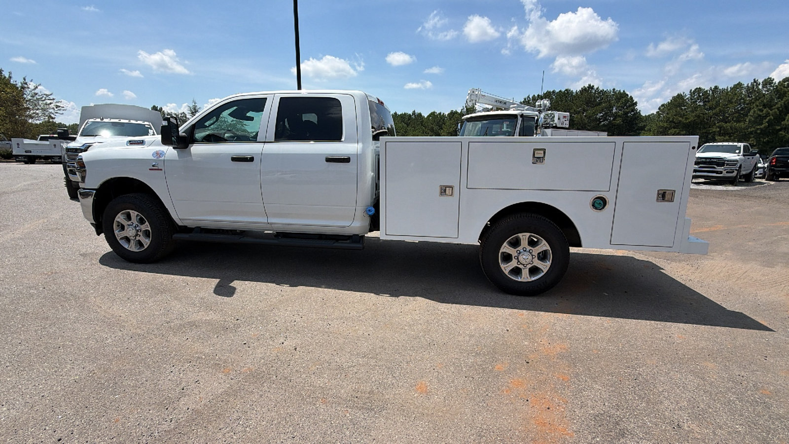 New 2026 RAM 3500 Tradesman w/ Chrome Appearance Group A AWD/4WD image 11