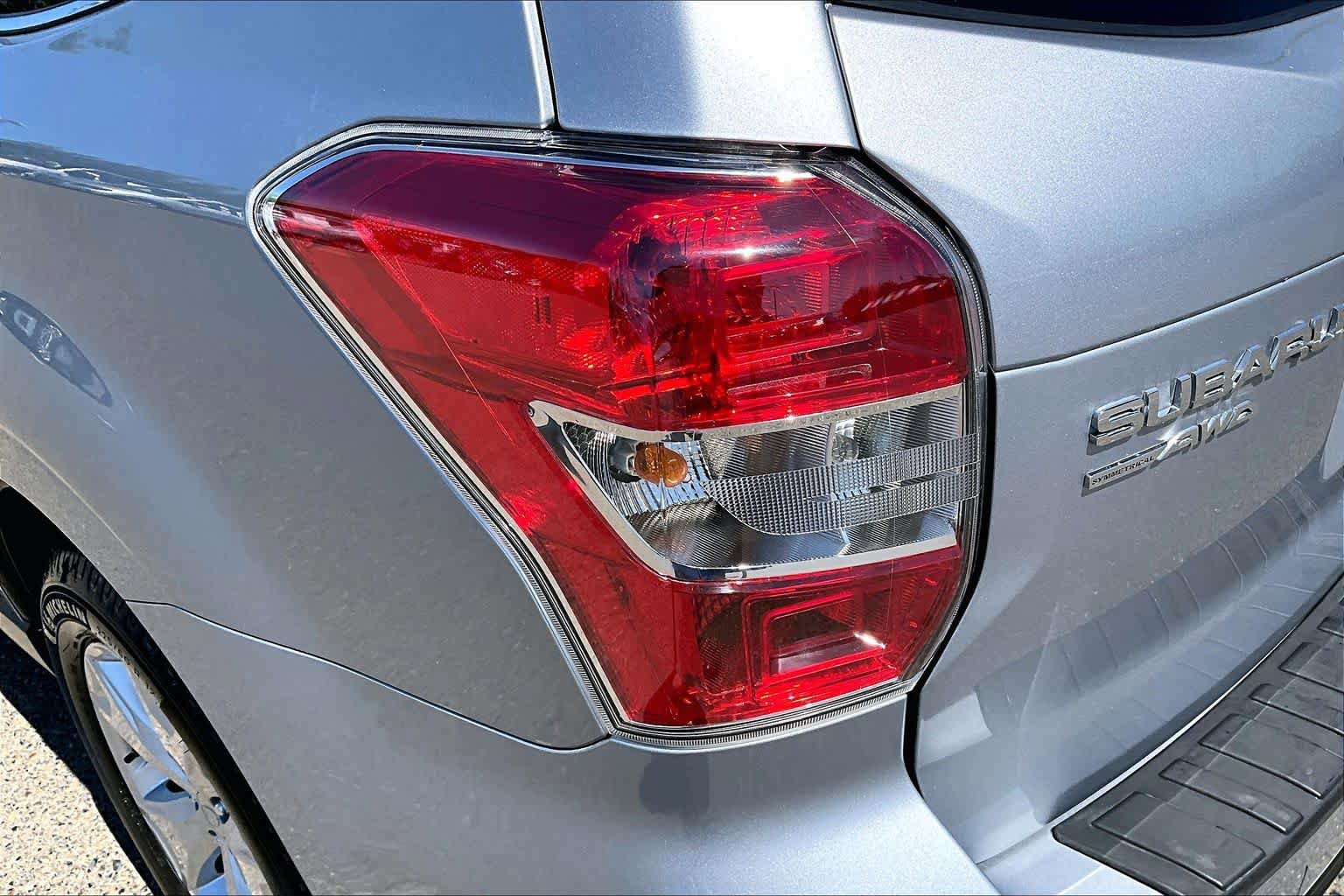 Used 2016 Subaru Forester 2.5i Limited w/ Protection Package #2 AWD/4WD image 28