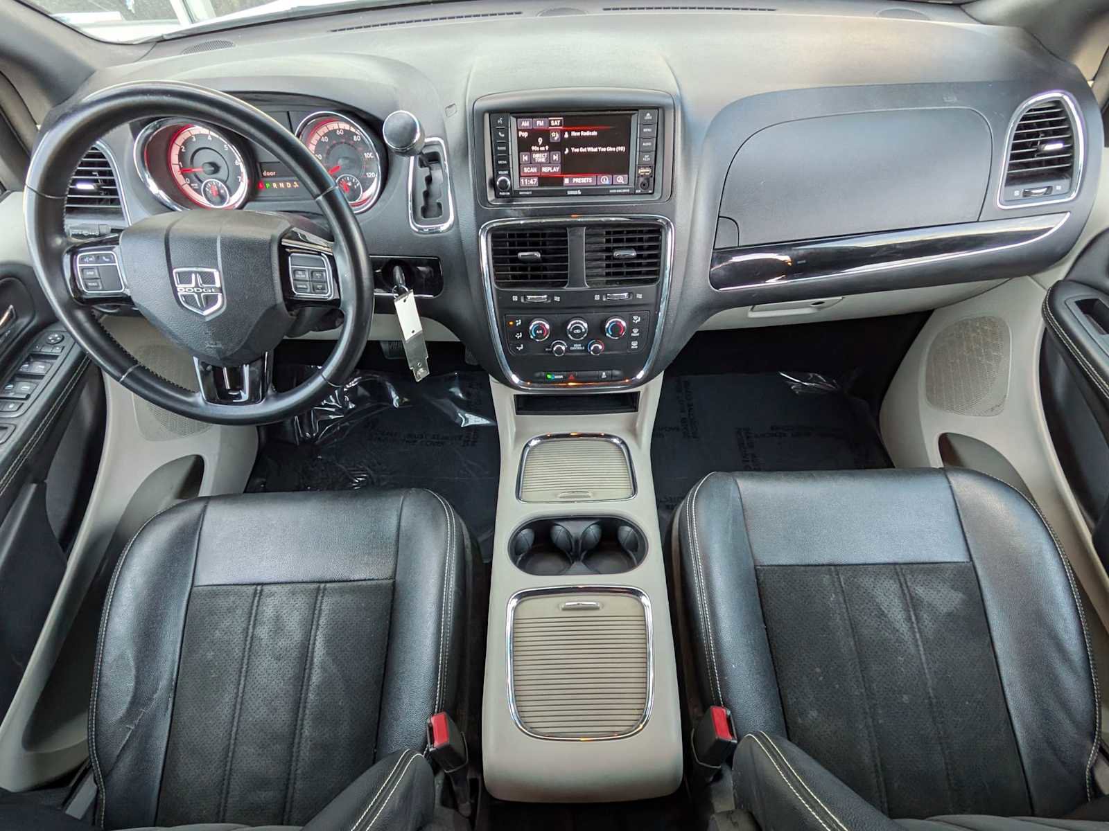 Used 2019 Dodge Grand Caravan SXT image 20