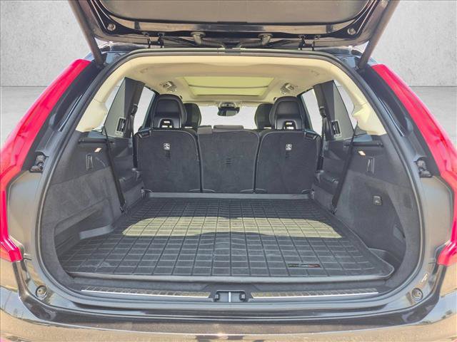 Used 2022 Volvo XC90 T8 Inscription AWD/4WD image 6