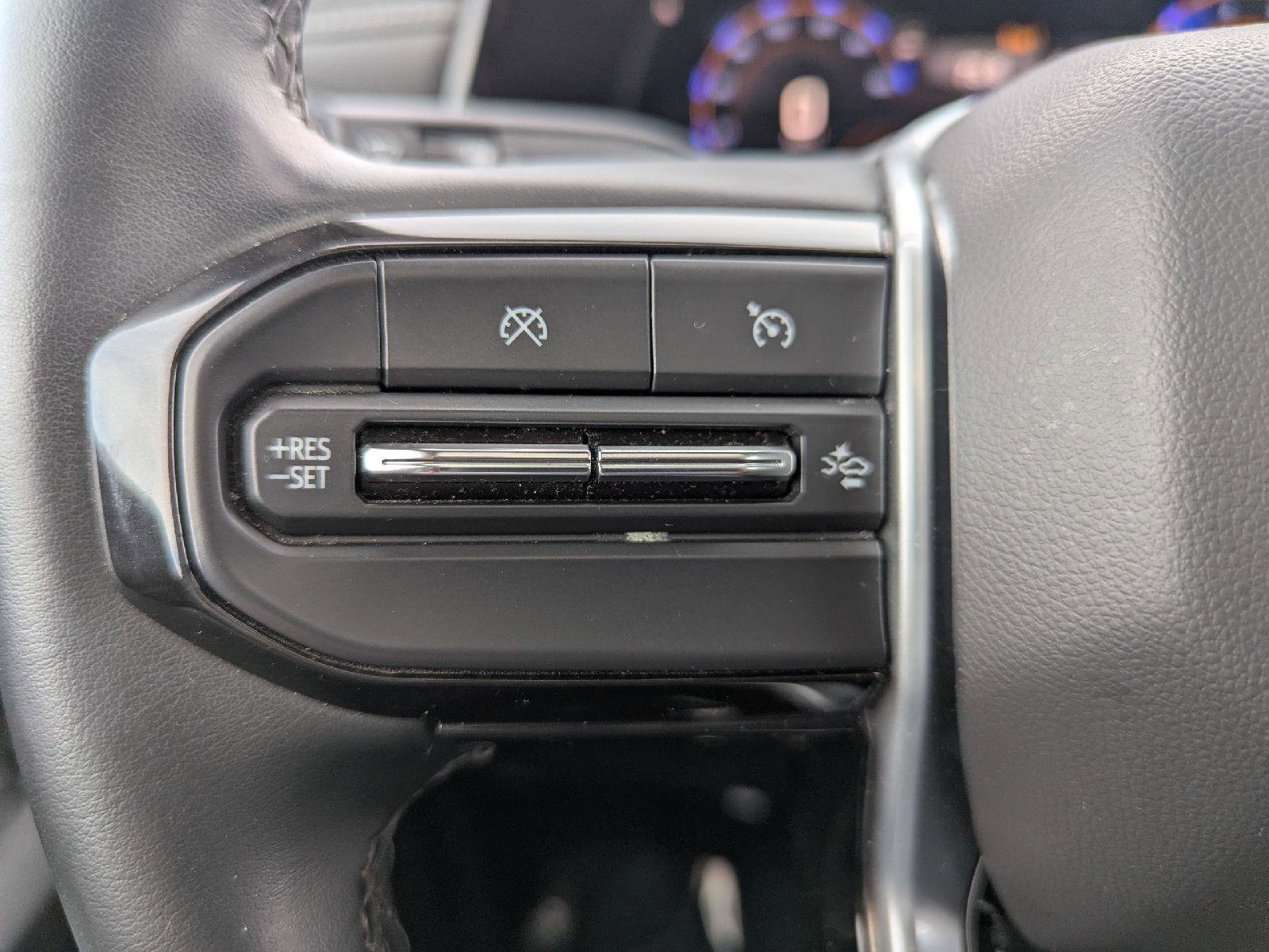 Certified 2024 Chevrolet Colorado LT w/ LT Convenience Package II image 19