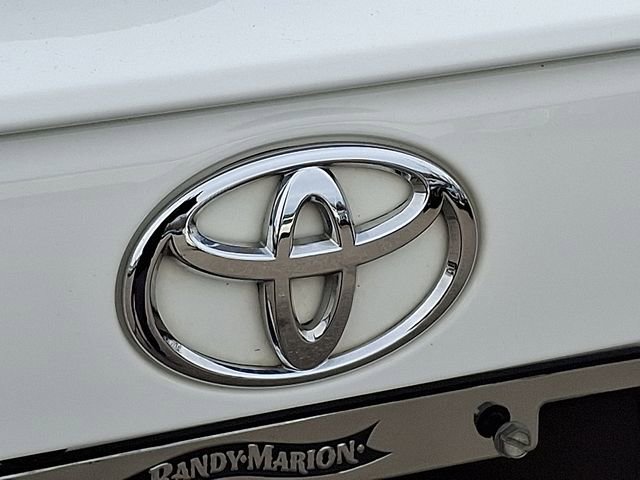 Used 2020 Toyota RAV4 XLE Premium image 27