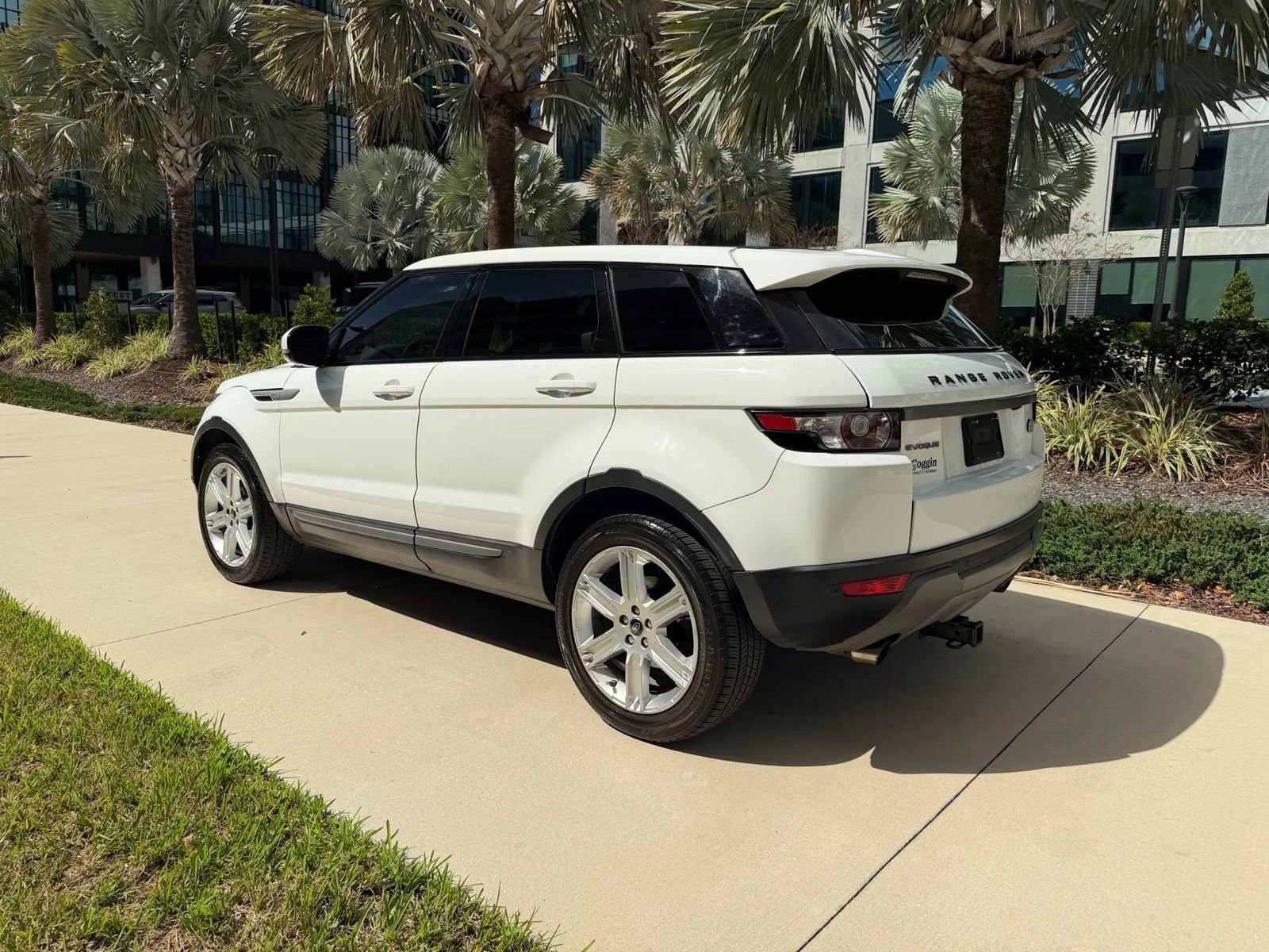 Used 2013 Land Rover Range Rover Evoque Pure Plus AWD/4WD image 7