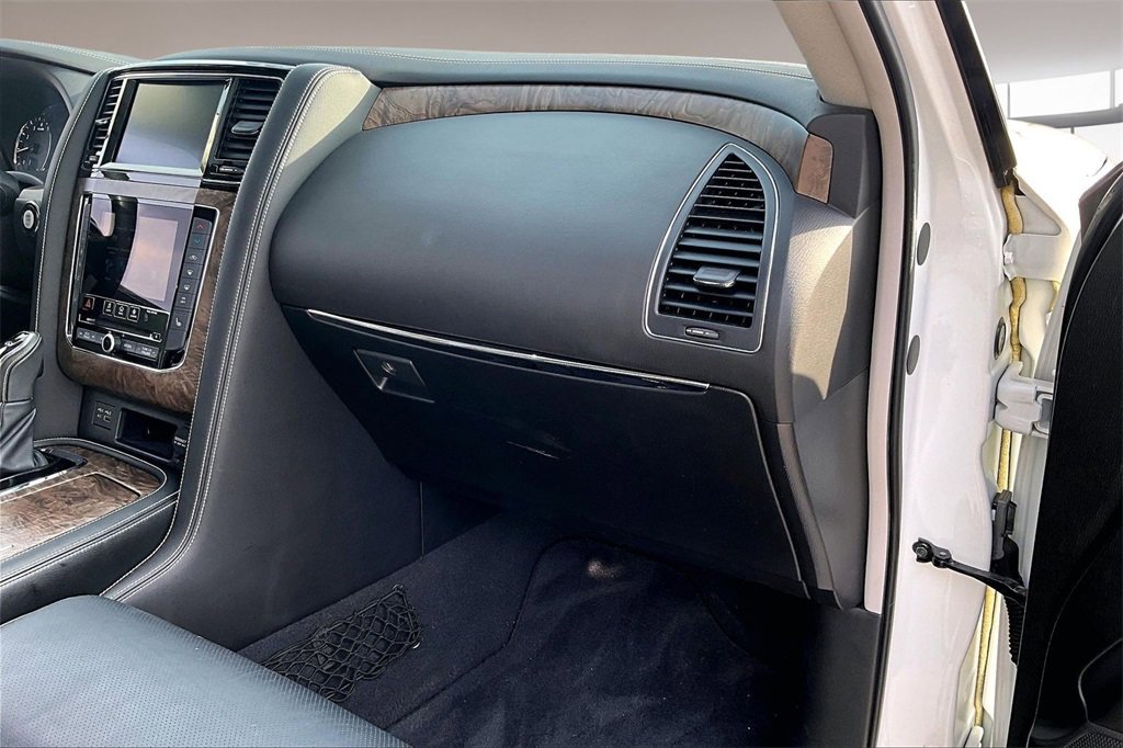 Used 2021 INFINITI QX80 Premium Select w/ Cargo Package image 16