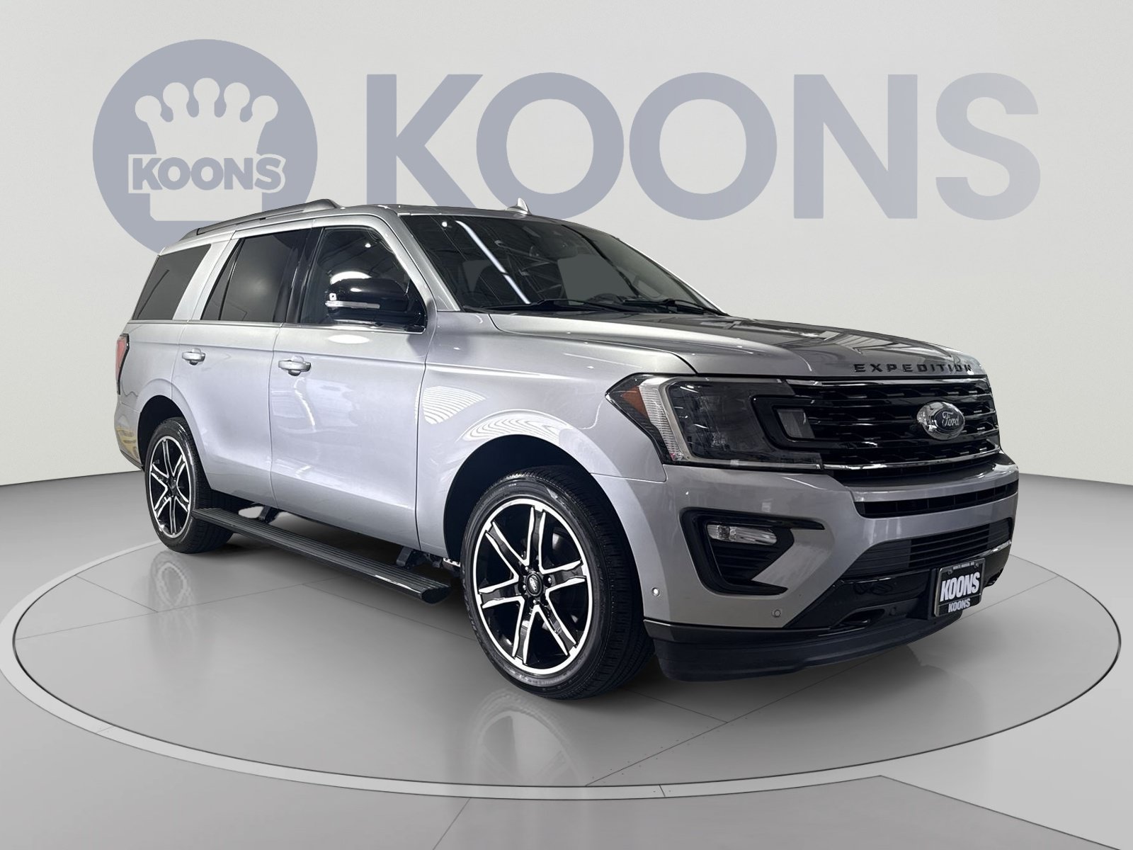 Used 2021 Ford Expedition Limited AWD/4WD image 2