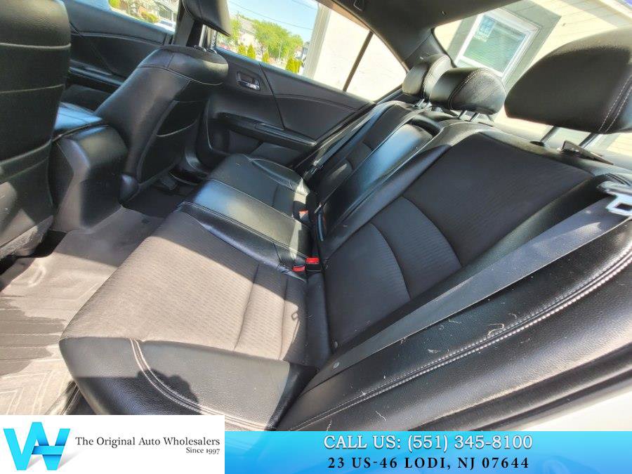 Used 2017 Honda Accord Sport image 14