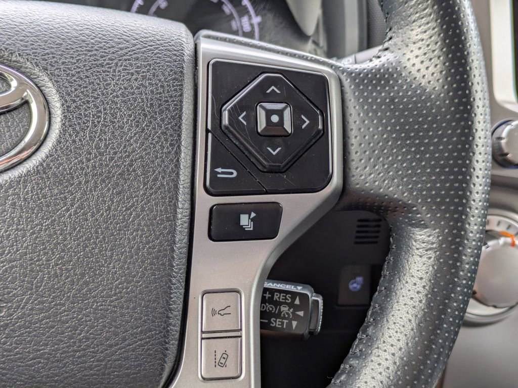 Used 2024 Toyota 4Runner SR5 AWD/4WD image 27
