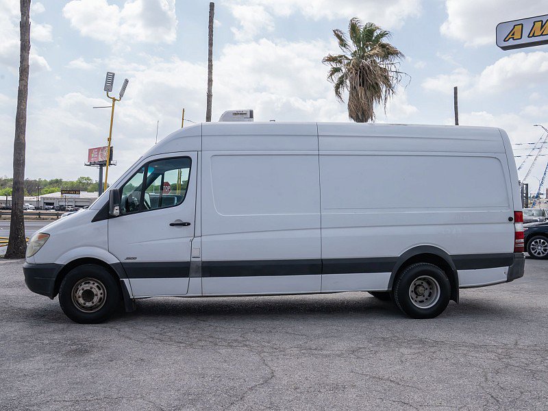 Used 2010 Mercedes-Benz Sprinter 3500 image 9