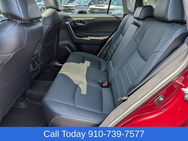 Used 2021 Toyota RAV4 XLE Premium FWD image 30