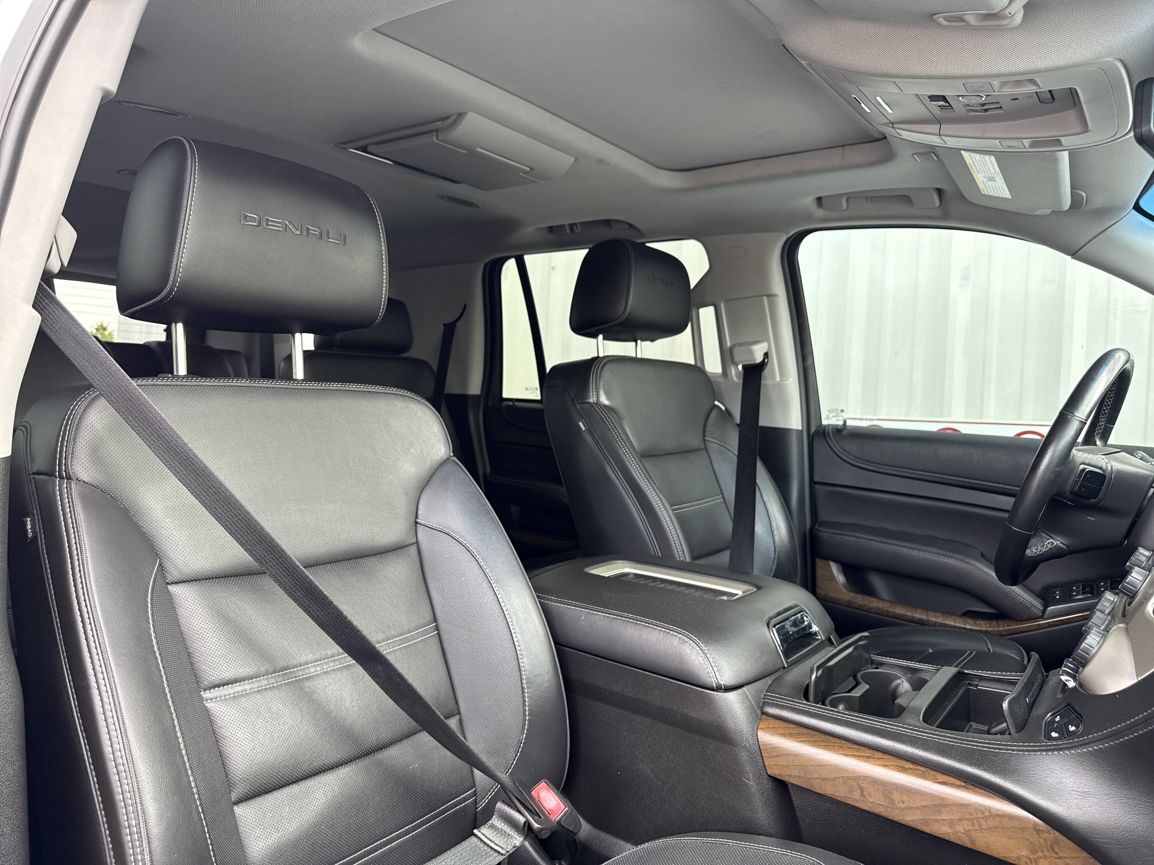 Used 2018 GMC Yukon Denali w/ Open Road Package image 39