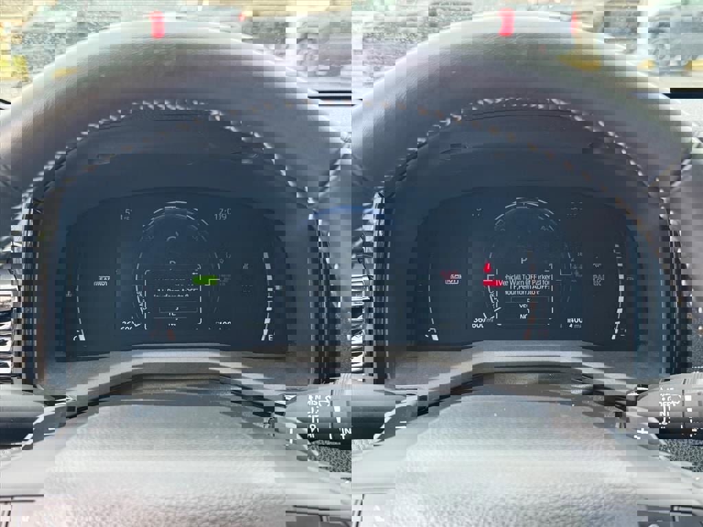 Certified 2025 Toyota Camry SE image 18