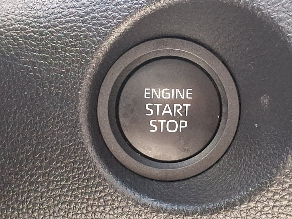 Certified 2026 Toyota Corolla Cross LE FWD image 29