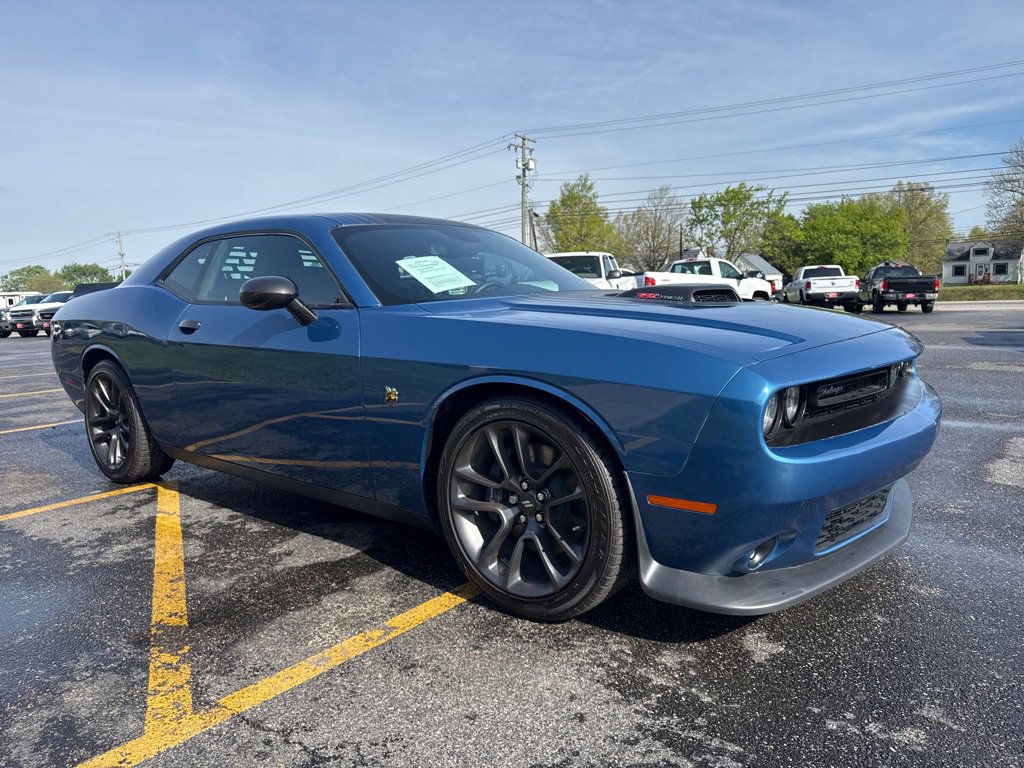 Used 2021 Dodge Challenger R/T Scat Pack w/ Shaker Package RWD image 4