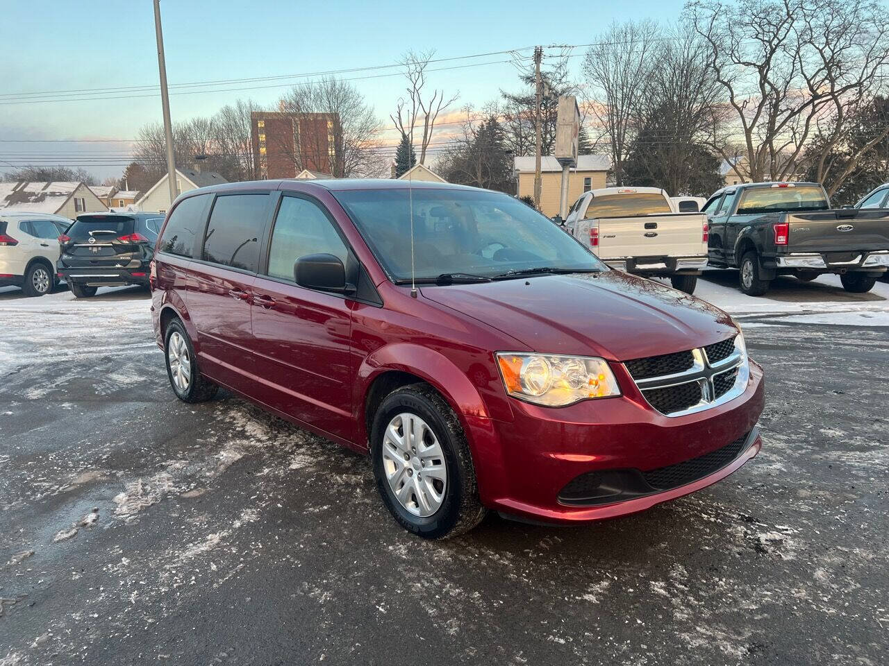 Used 2015 Dodge Grand Caravan SE w/ Quick Order Package 29E SE FWD image 7