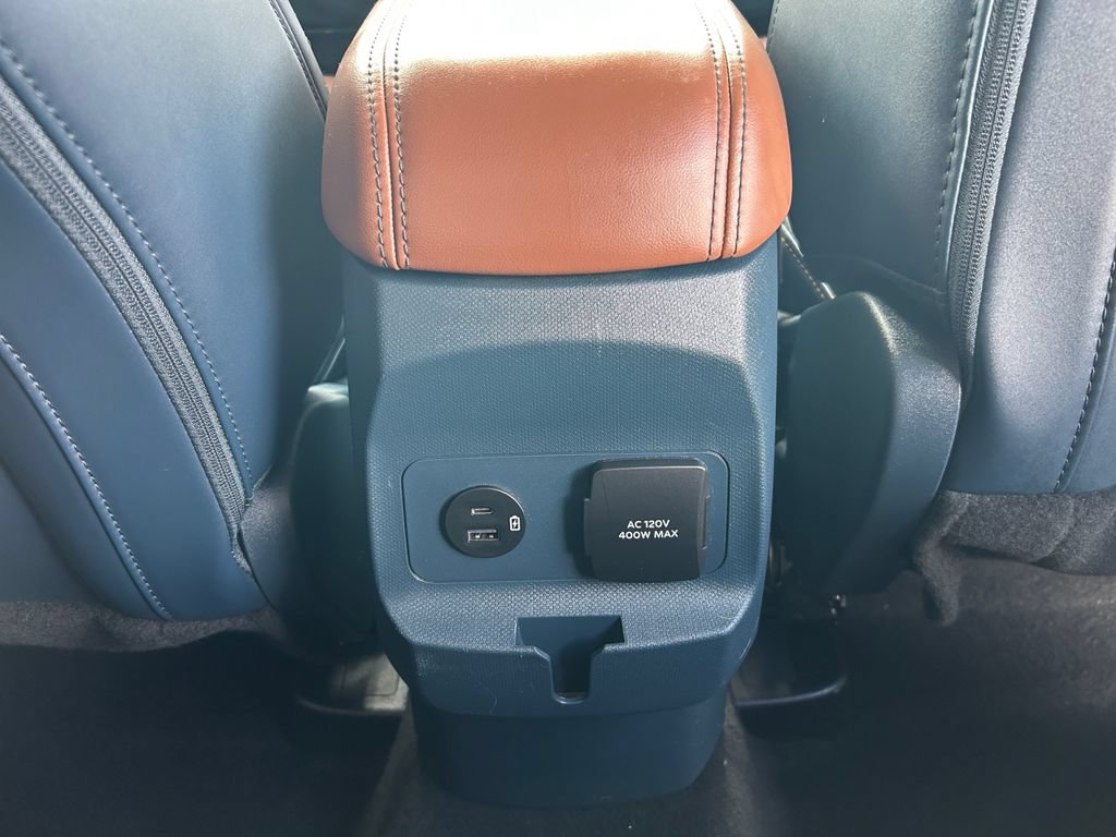 Used 2022 Ford Maverick Lariat w/ Lariat Luxury Package FWD image 26