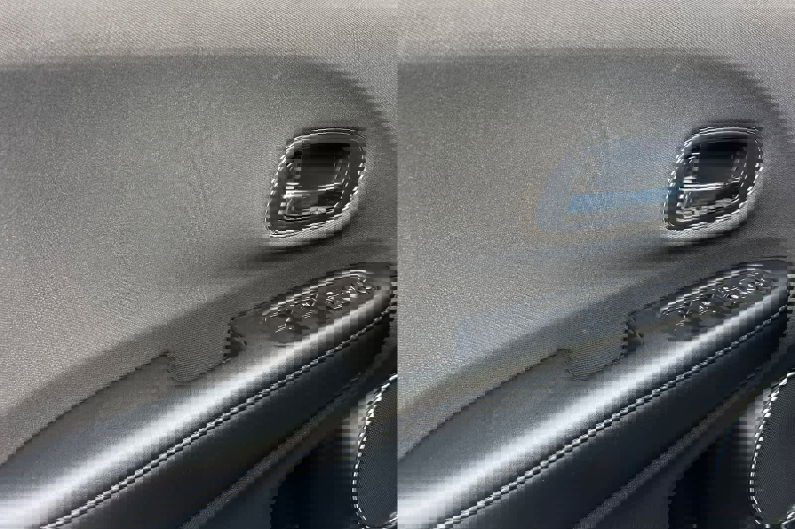 Used 2021 Honda HR-V EX image 12