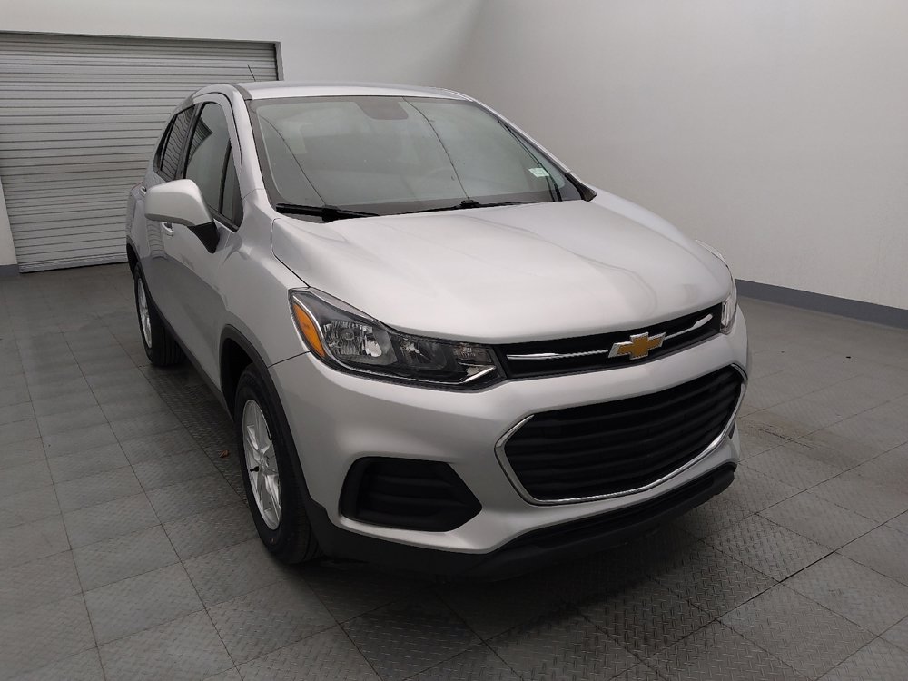 Used 2020 Chevrolet Trax LS w/ Tint and Cruise Package image 14