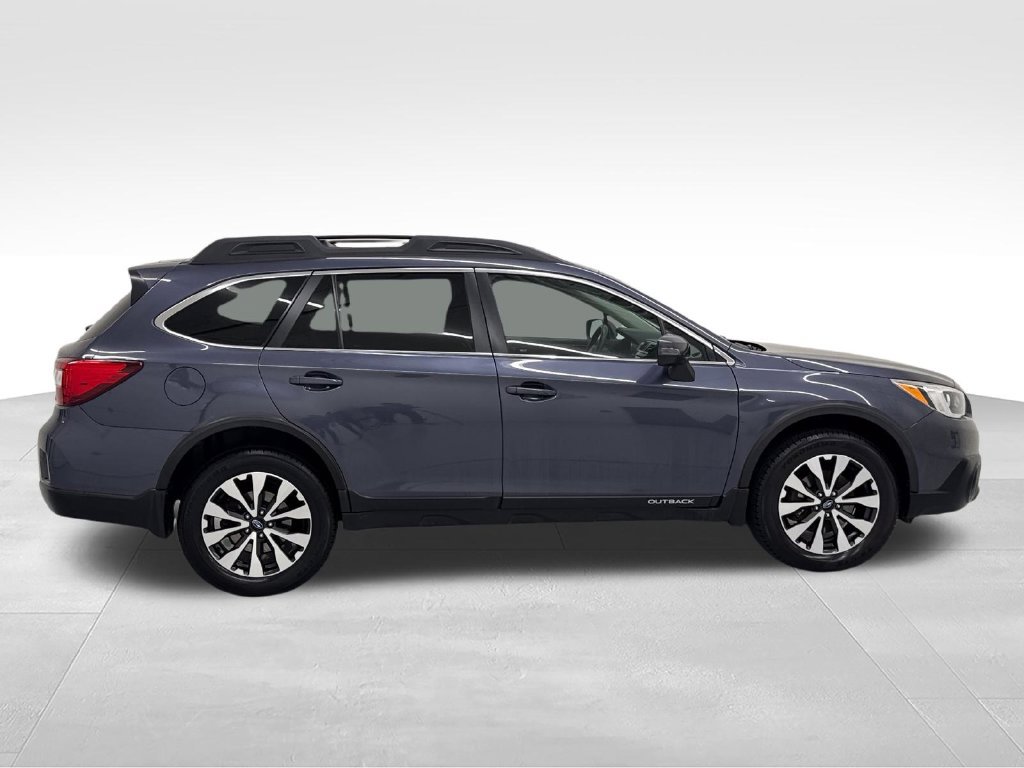 Used 2015 Subaru Outback 3.6R Limited AWD/4WD image 9