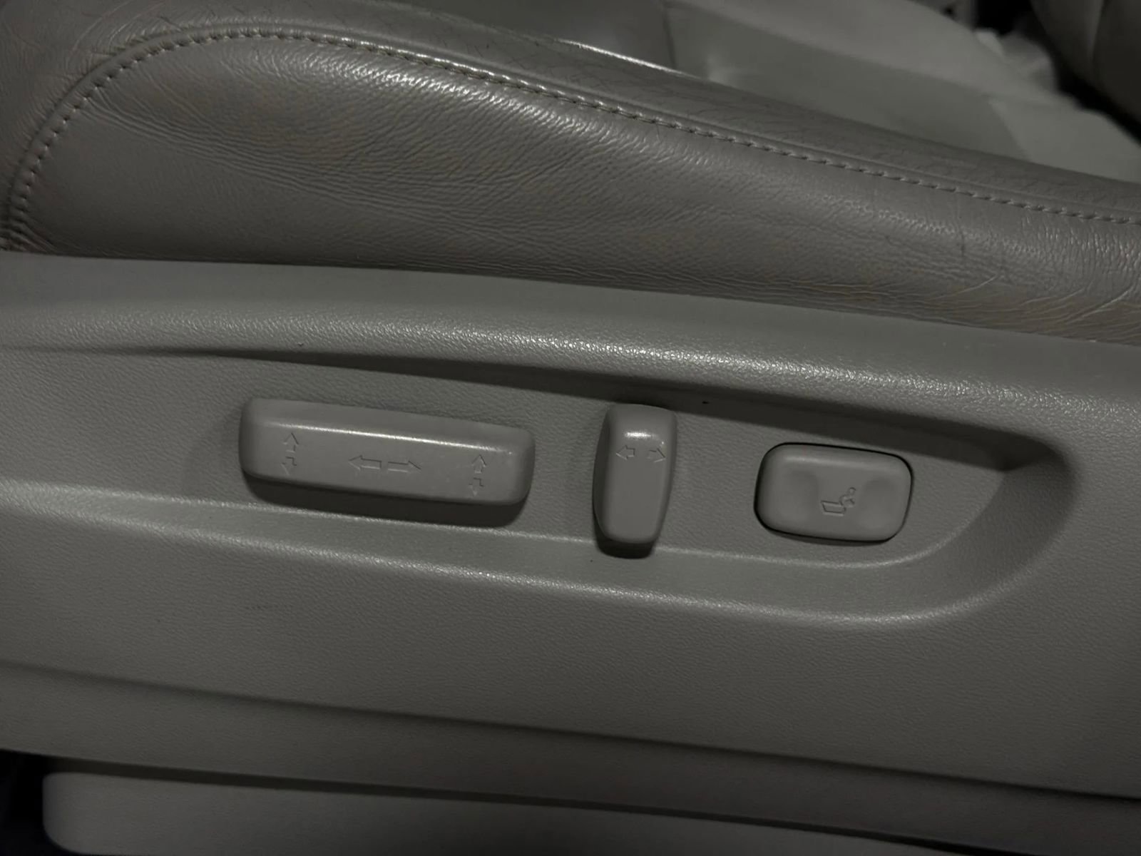 Used 2017 Acura MDX SH-AWD w/ Technology Package image 13