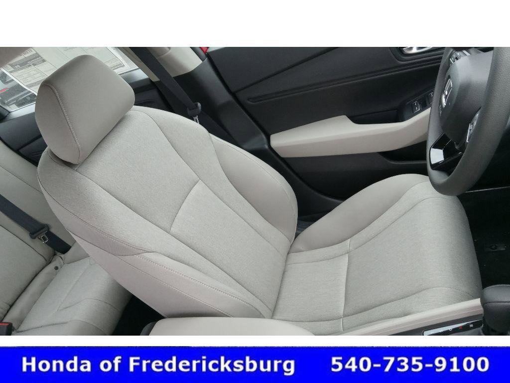 Used 2025 Honda Accord SE image 25