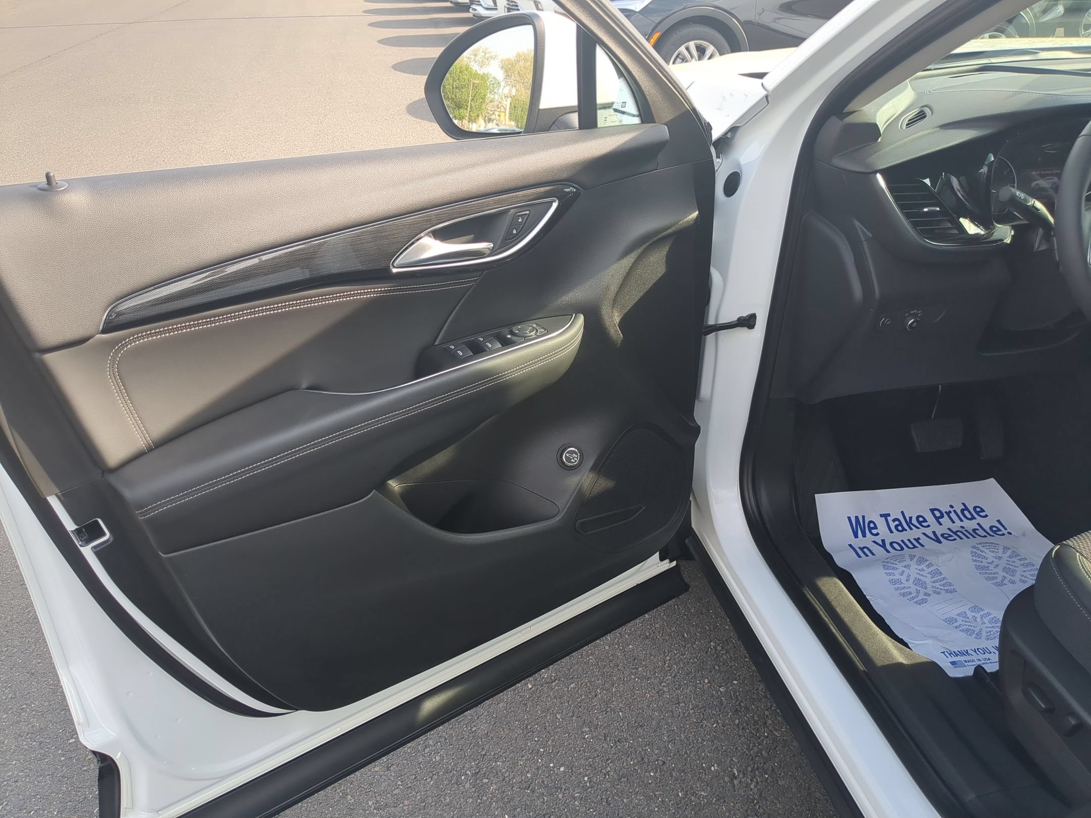 Certified 2023 Buick Envision Preferred AWD/4WD image 20