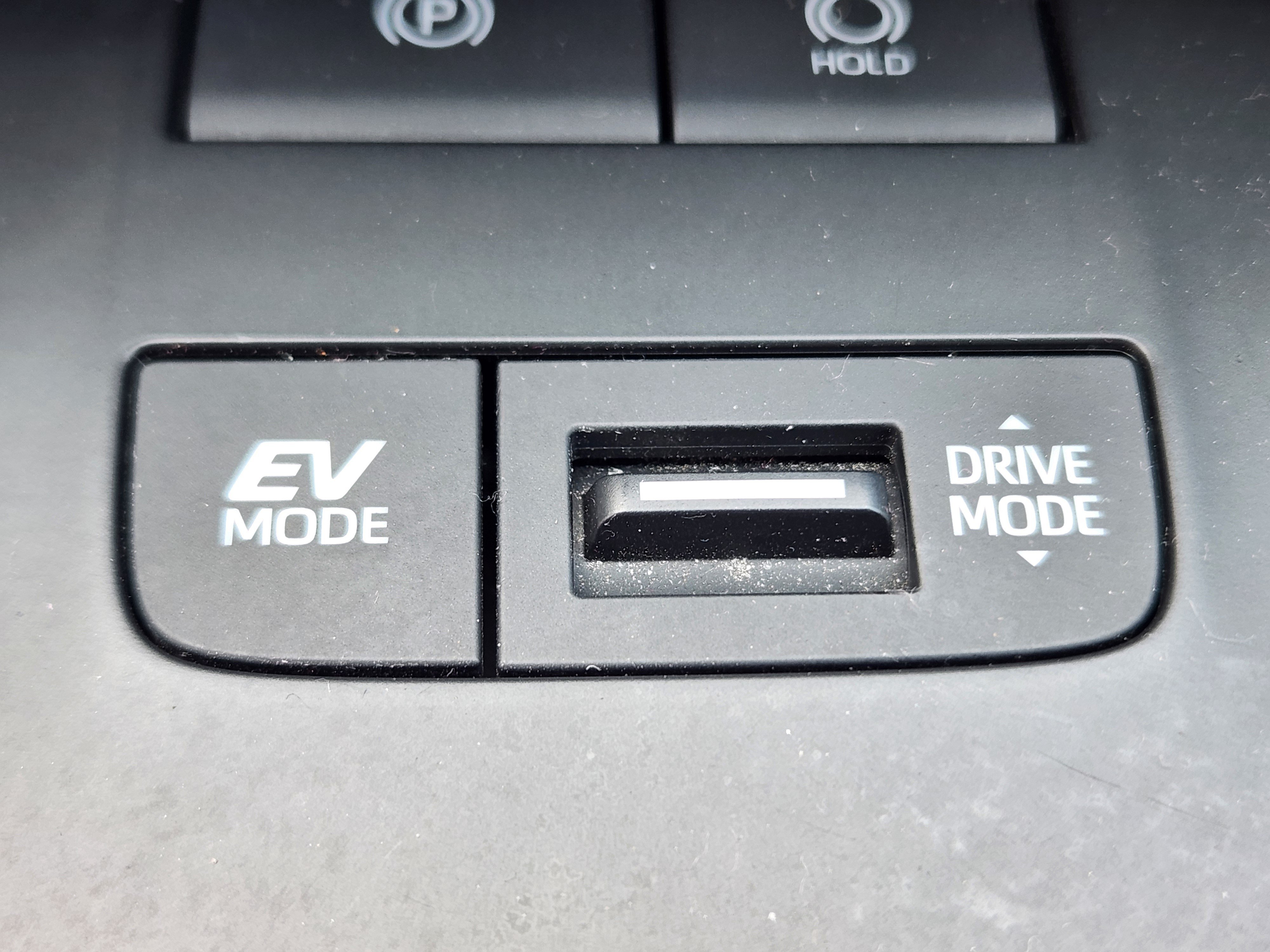 Used 2023 Toyota Venza Nightshade AWD/4WD image 17