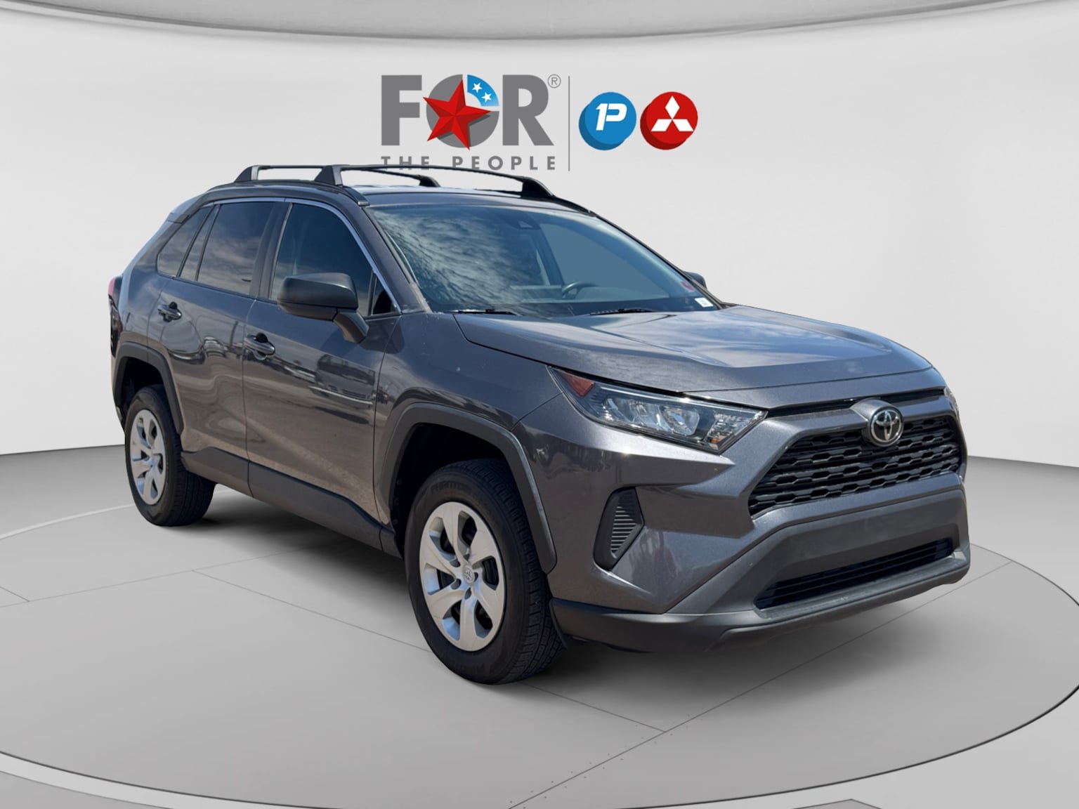 Used 2021 Toyota RAV4 LE w/ Carpet Mat Package (TMS) FWD image 7