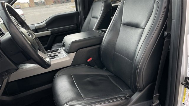 Used 2016 Ford F150 Lariat w/ Equipment Group 501A Mid image 11