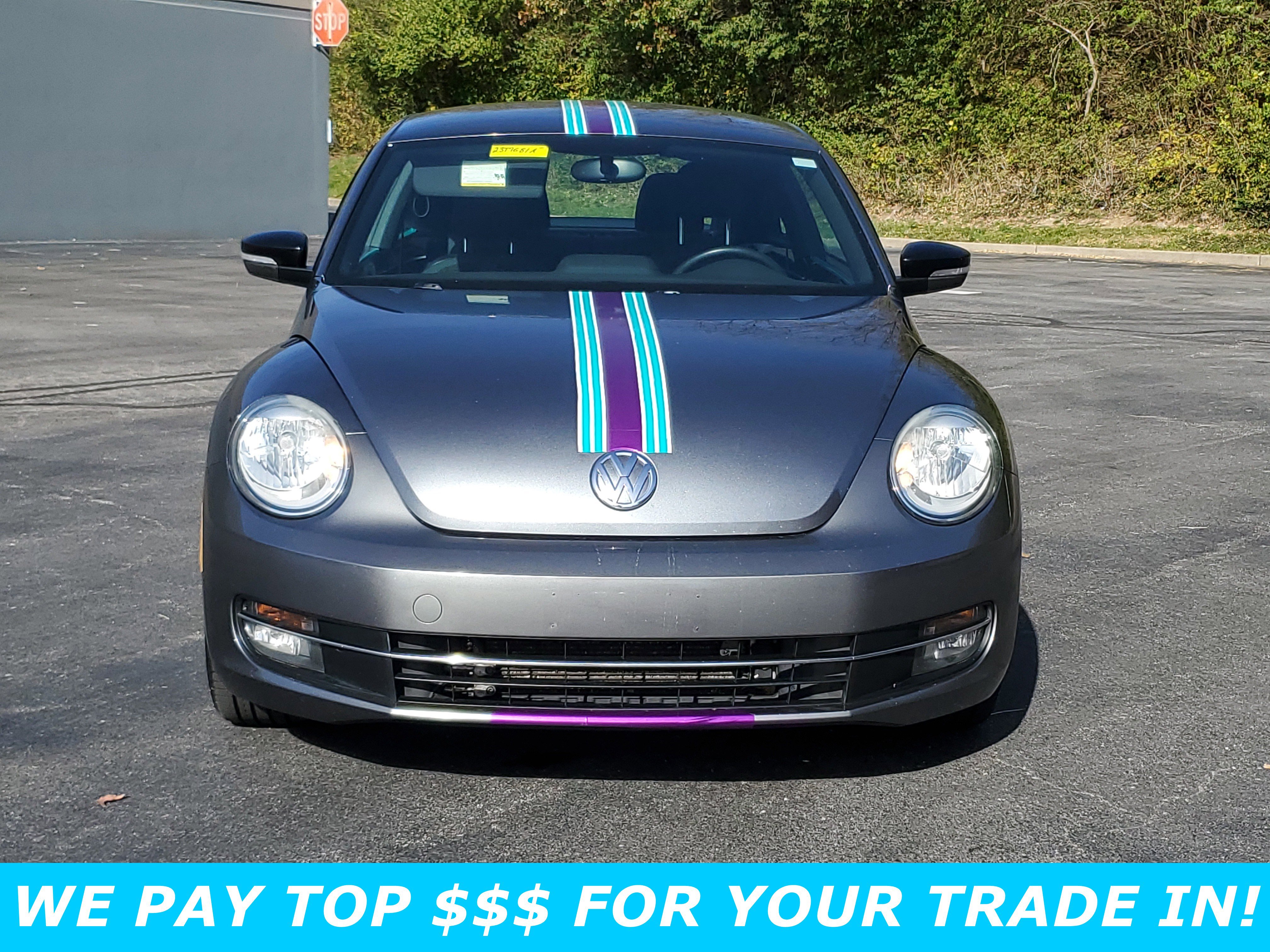 Used 2012 Volkswagen Beetle 2.0T image 2