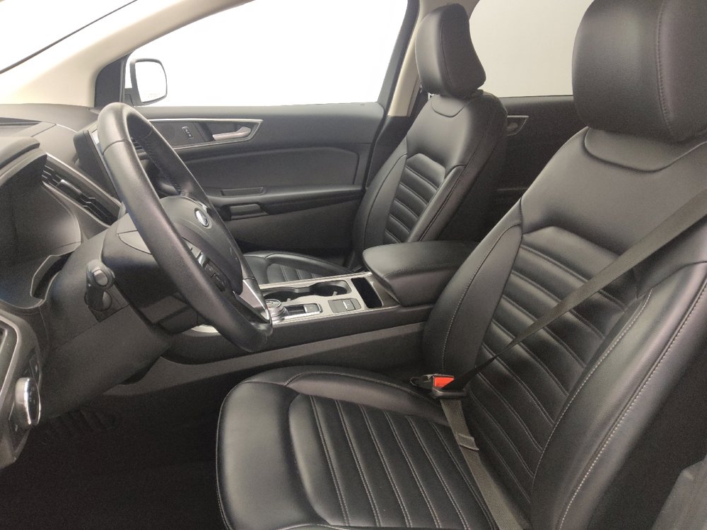 Used 2024 Ford Edge SEL image 17