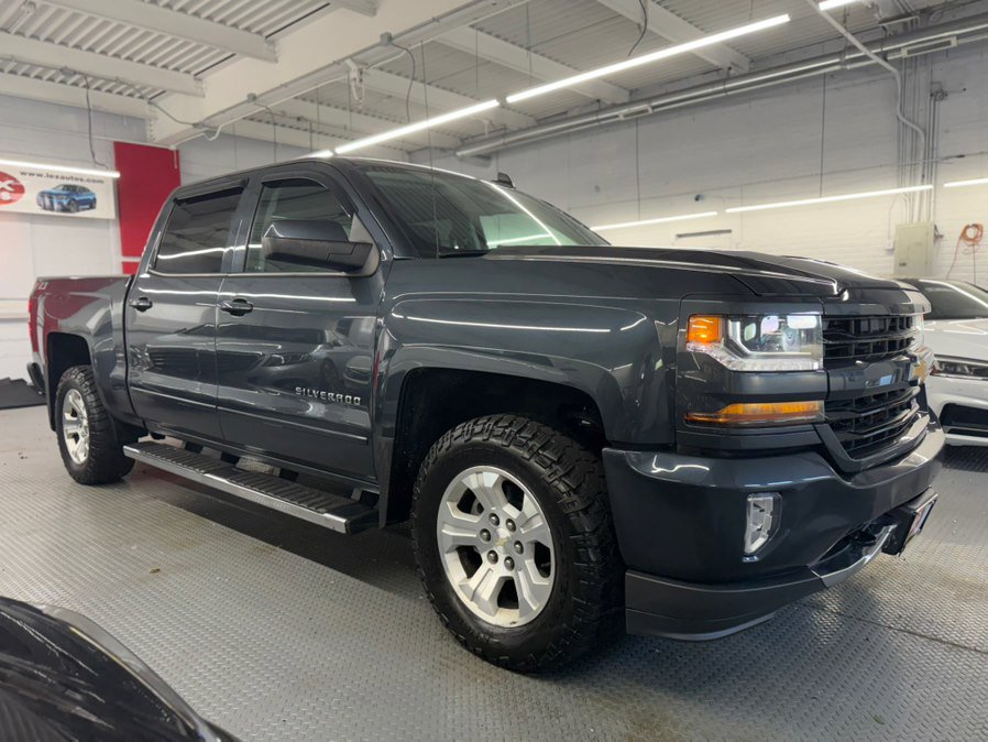Used 2018 Chevrolet Silverado 1500 LT w/ All Star Edition AWD/4WD image 5
