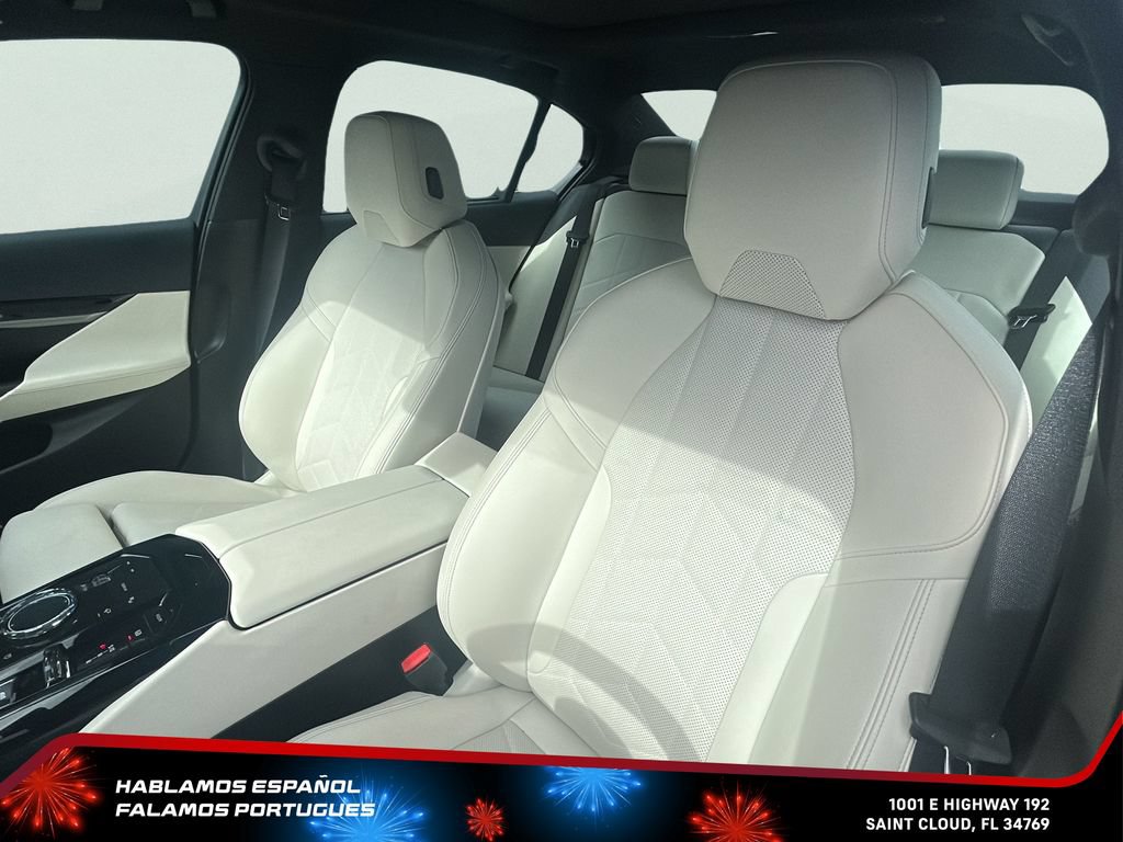 Used 2024 BMW 530i xDrive w/ Executive Package AWD/4WD image 25