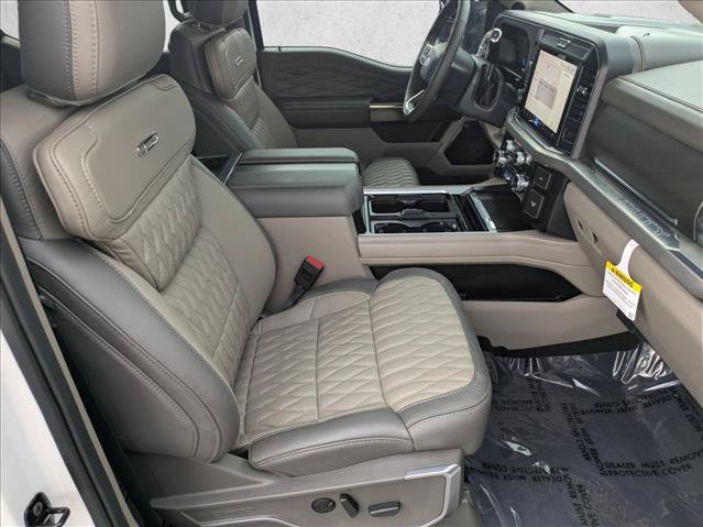 Used 2025 Ford F450 Platinum w/ Platinum Plus Package AWD/4WD image 20
