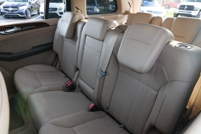 Used 2016 Mercedes-Benz GL 450 4MATIC 4dr GL 450 image 8