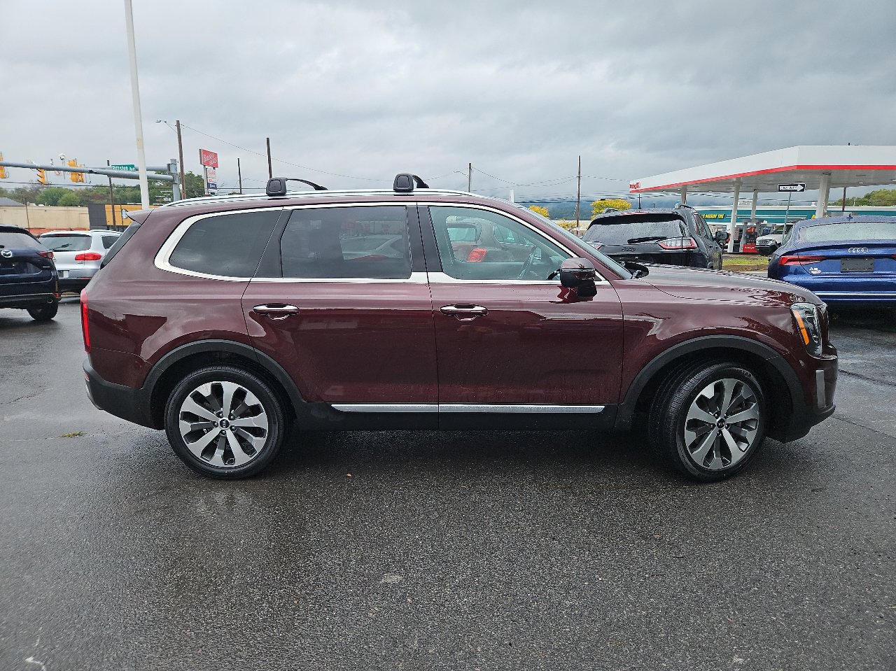 Used 2020 Kia Telluride S image 2