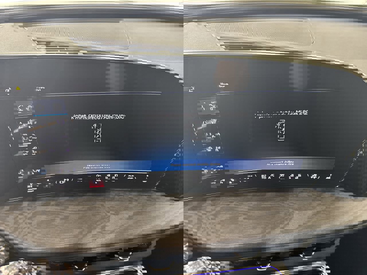 Used 2025 Audi Q5 Premium Plus w/ Premium Plus image 15