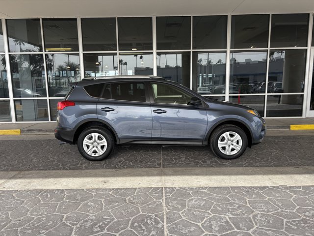 Used 2014 Toyota RAV4 LE AWD/4WD image 4