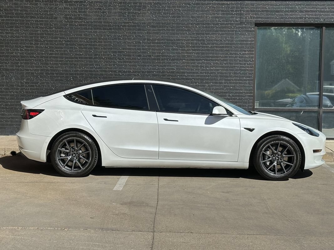 Used 2022 Tesla Model 3 Long Range AWD/4WD image 10