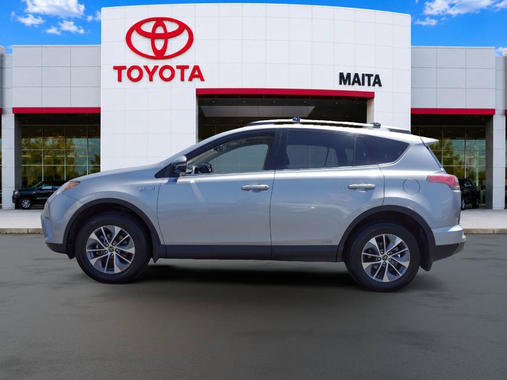 Certified 2017 Toyota RAV4 XLE w/ Cargo Management Package AWD/4WD image 7