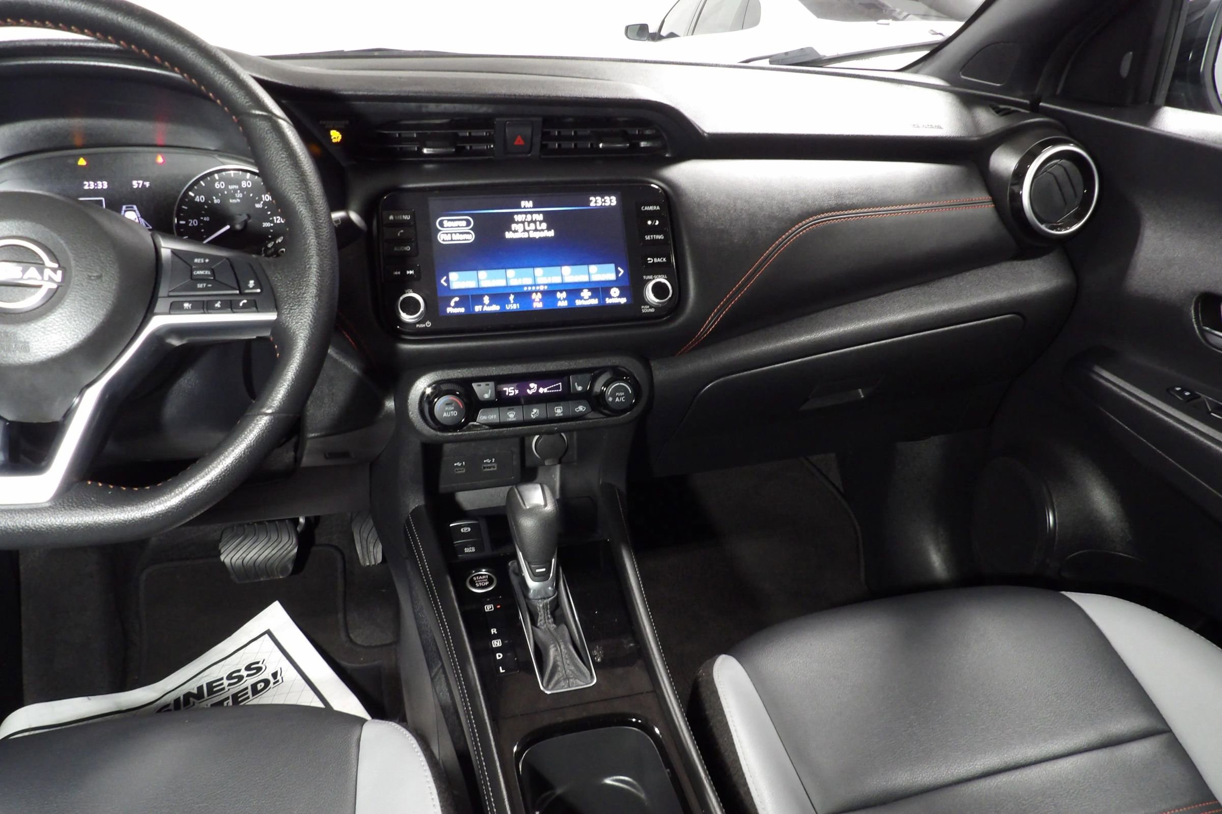 Used 2024 Nissan Kicks SR w/ SR Premium Package image 15