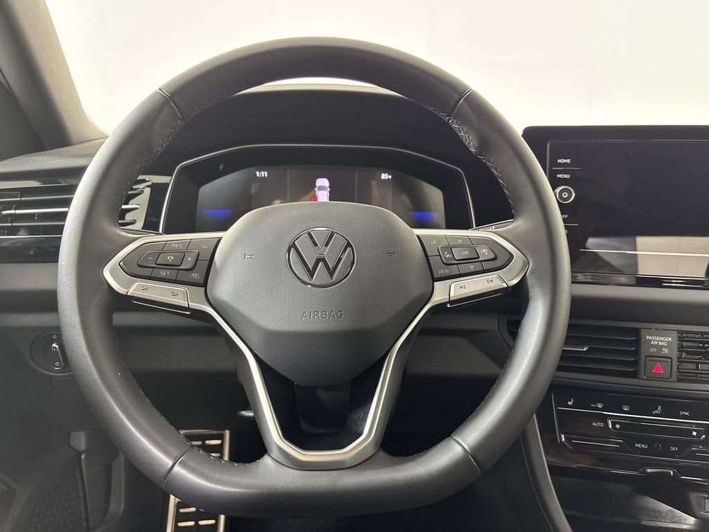 Used 2026 Volkswagen Jetta Sport FWD image 11
