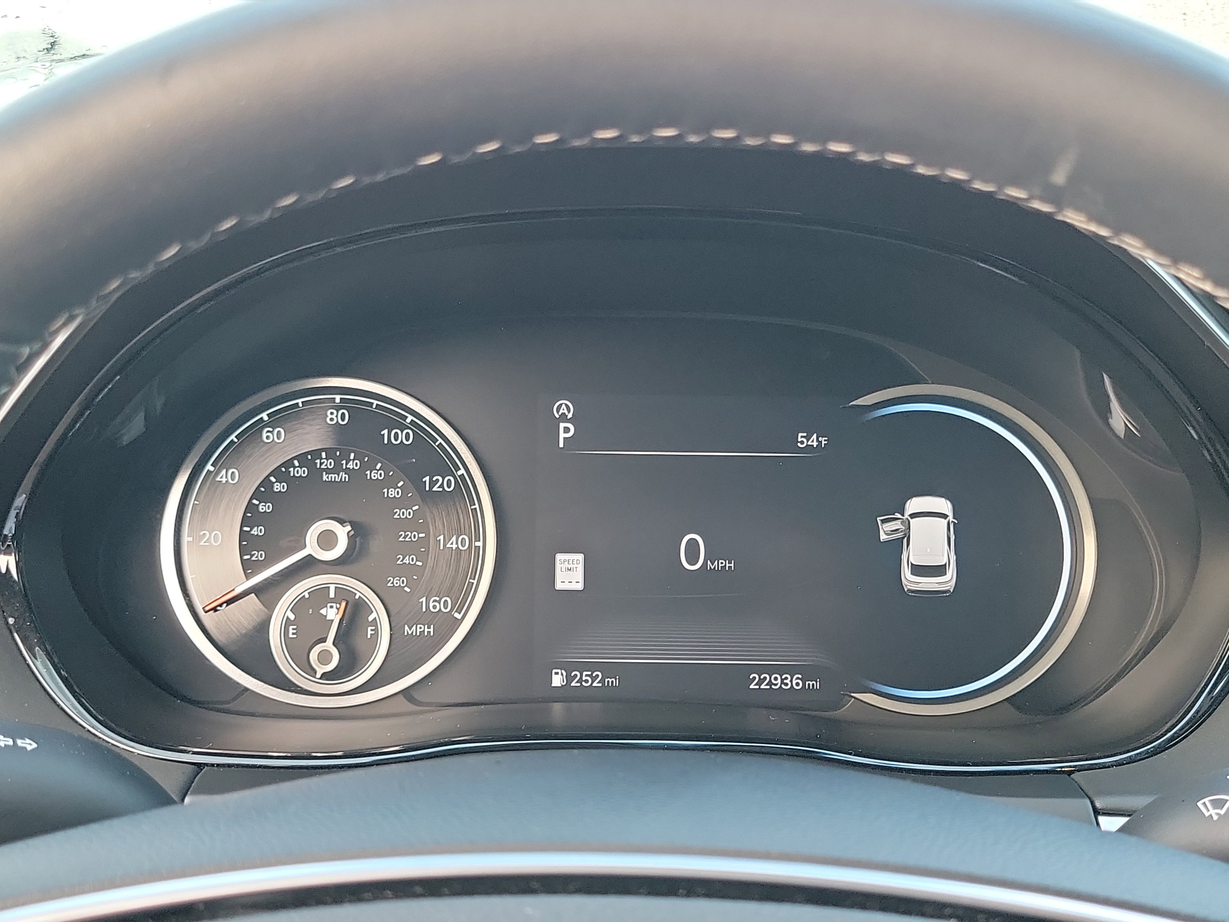 Certified 2024 Genesis GV70 2.5T w/ Advanced Package image 9