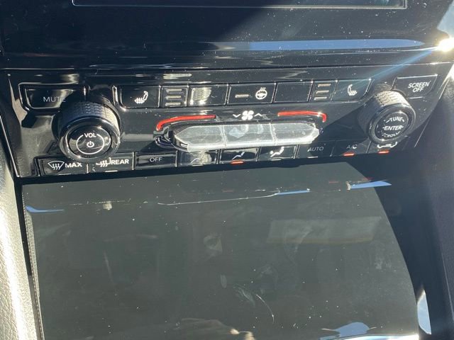 New 2025 Jeep Grand Cherokee Altitude AWD/4WD image 22