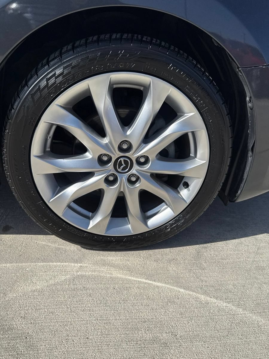 Used 2014 MAZDA MAZDA3 s Grand Touring FWD image 29