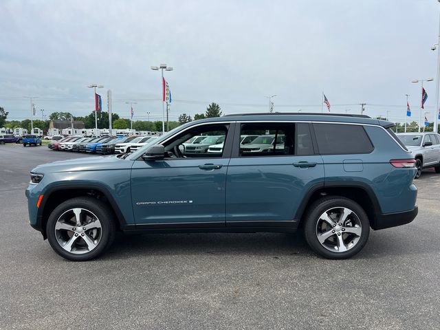 New 2026 Jeep Grand Cherokee L Limited w/ Luxury Tech Group II AWD/4WD image 4